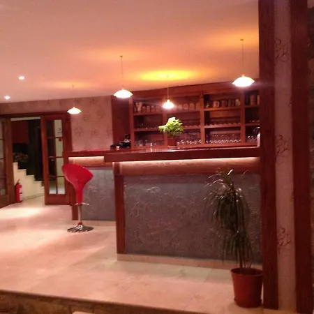 Rhebas Hotel